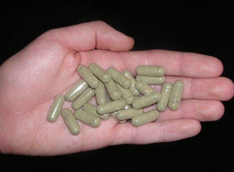 How to make your own kratom capsules?