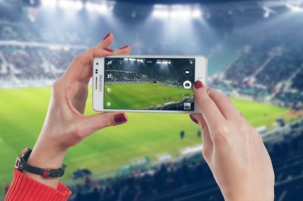 Online casinos and football gambling via mobile phones