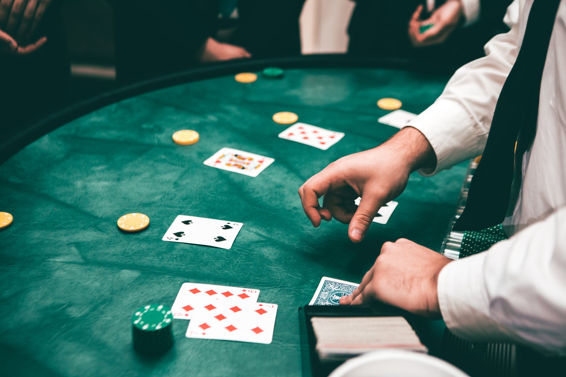 Online gambling games that are profitable