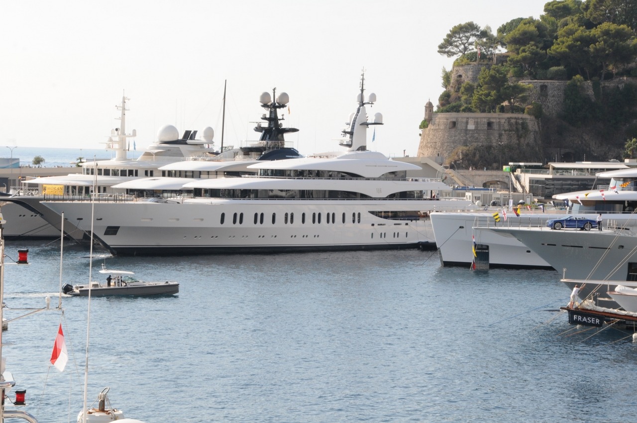 why-use-a-yacht-broker-extensive-industry-knowledge