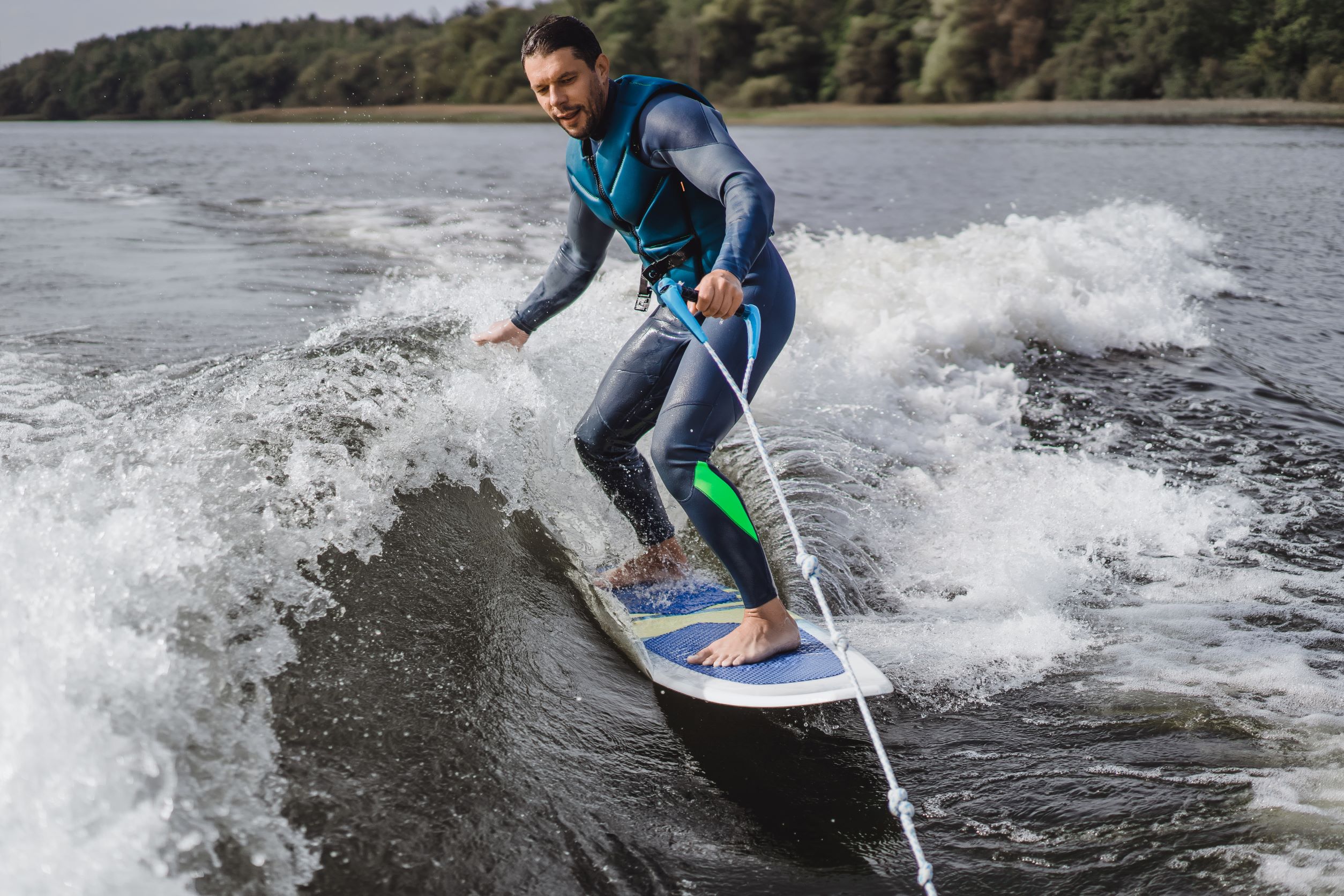 Wakesurfing: The Perfect Water Sport For Boat Lovers