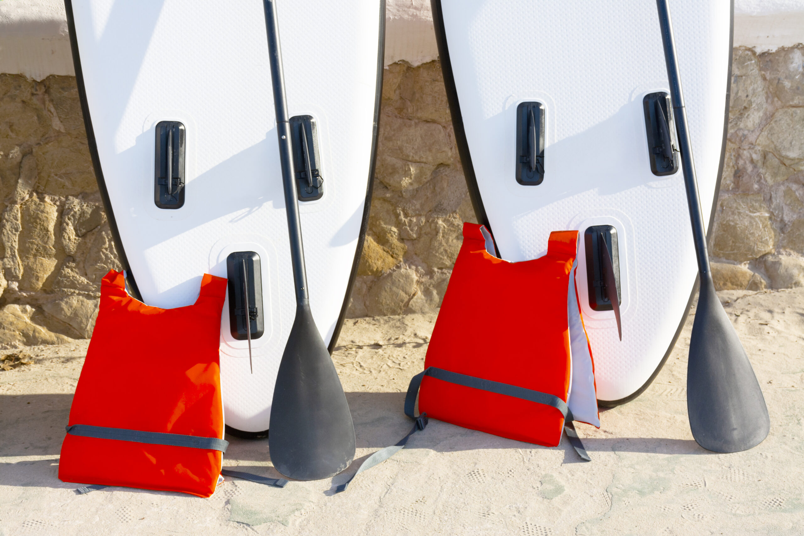 paddle-boards-rowing-and-life-jackets